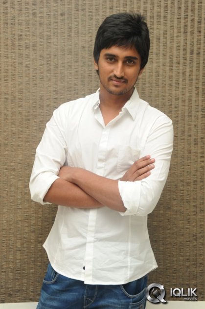 Prema-Ishq-Kaadhal-Team-Press-Meet